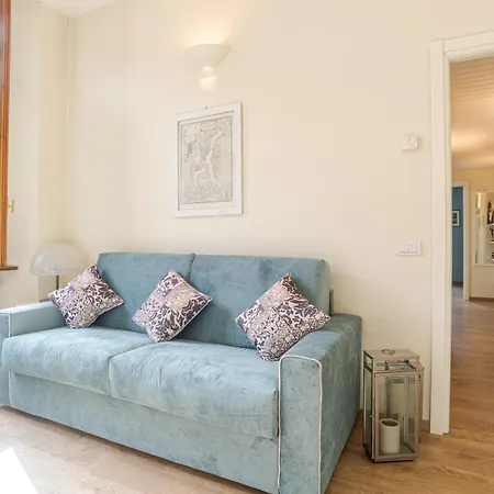 Apartment Magical Mazzini - By Relais Di Giada Como